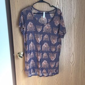 Lularoe Classic Tee
